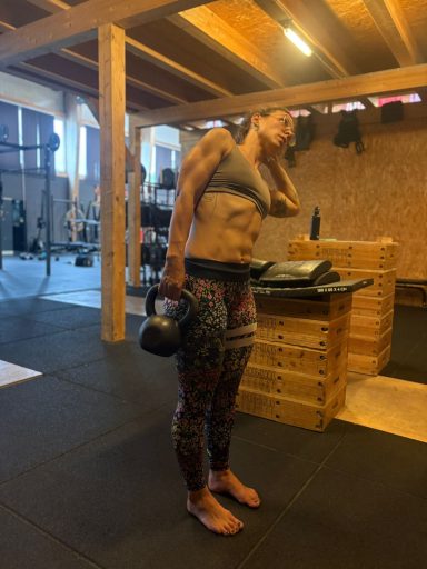 Wellenreiten Yoga Training bei CrossFit Rosenheim